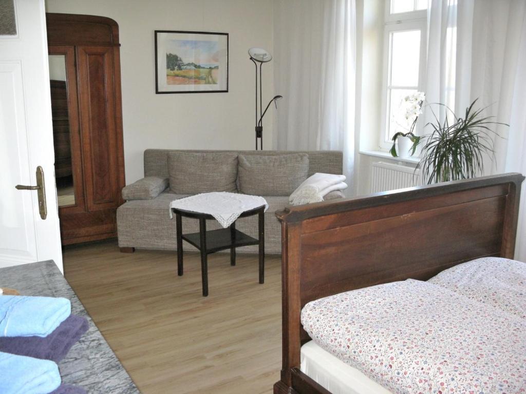 Gutshaus Zietlitz Hotel Dobbin-Linstow Room photo